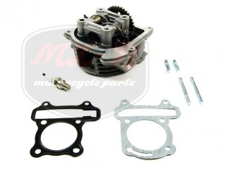 KÍNAI ROBOGÓ 4 ÜTEMŰ HENGERFEJ KPL. 100CCM AC. 4T